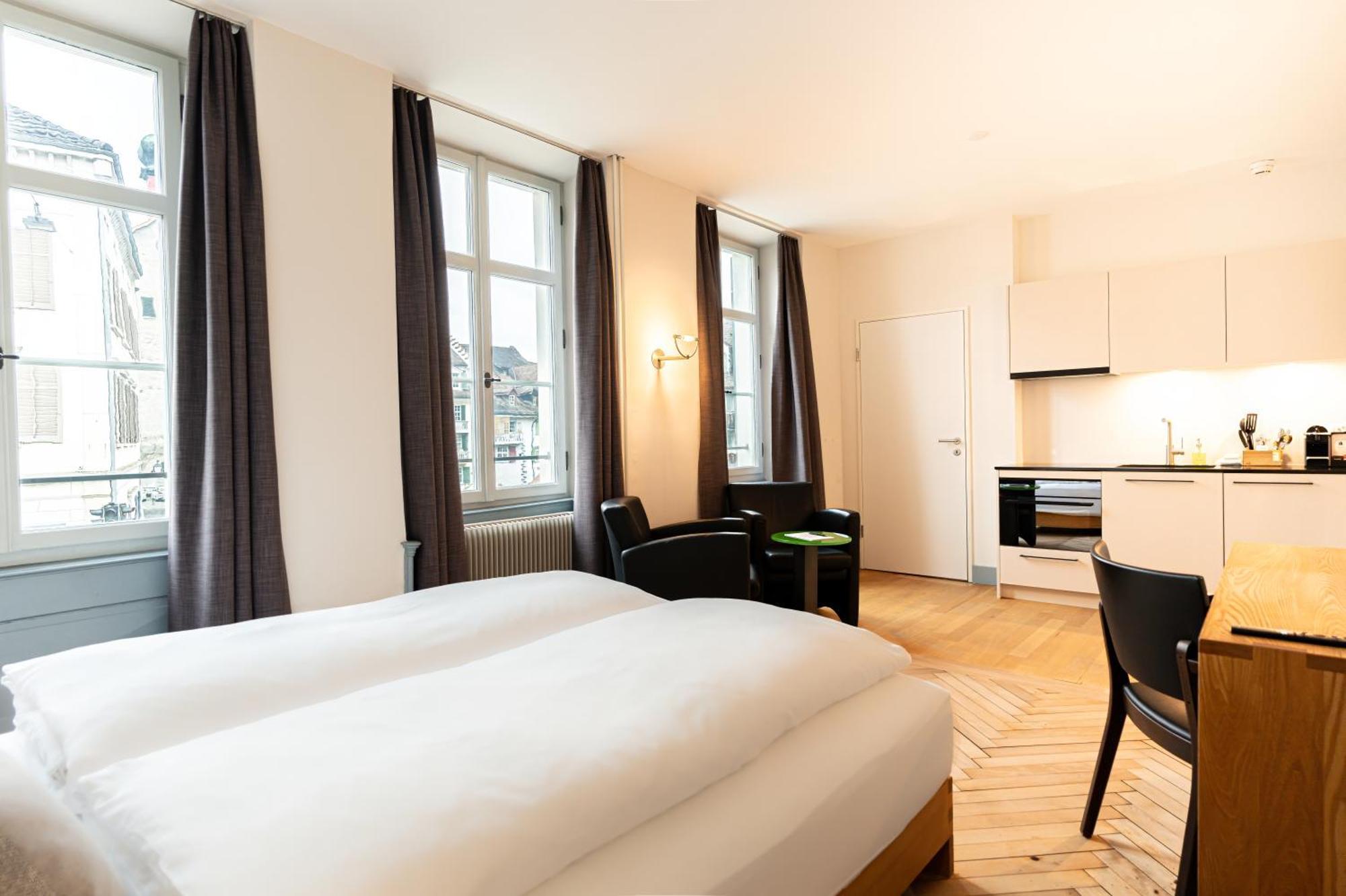 Hotel Le Lion - Self Check-In Bischofszell Exteriör bild